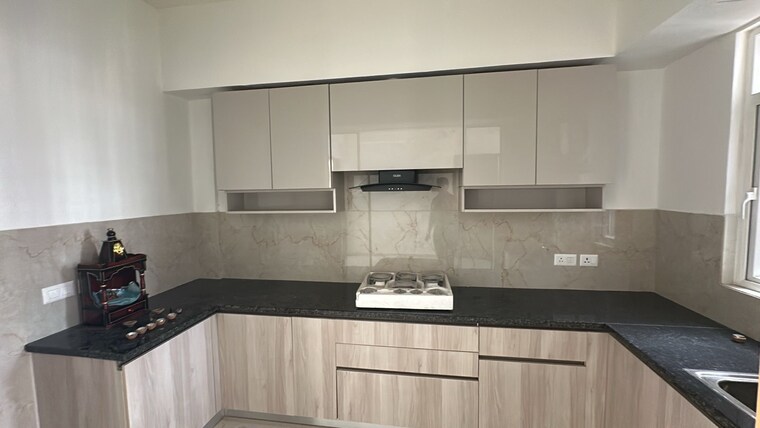Kitchen, smart-world-orchard 3 Bedroom 1680 Sq.Ft. Apartment In Sector 61 Gurgaon 9622727