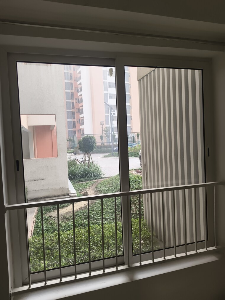 Balcony, shapoorji-pallonji-joyville-phase-2 2 Bedroom 915 Sq.Ft. Apartment In Sector 102 Gurgaon 9622723