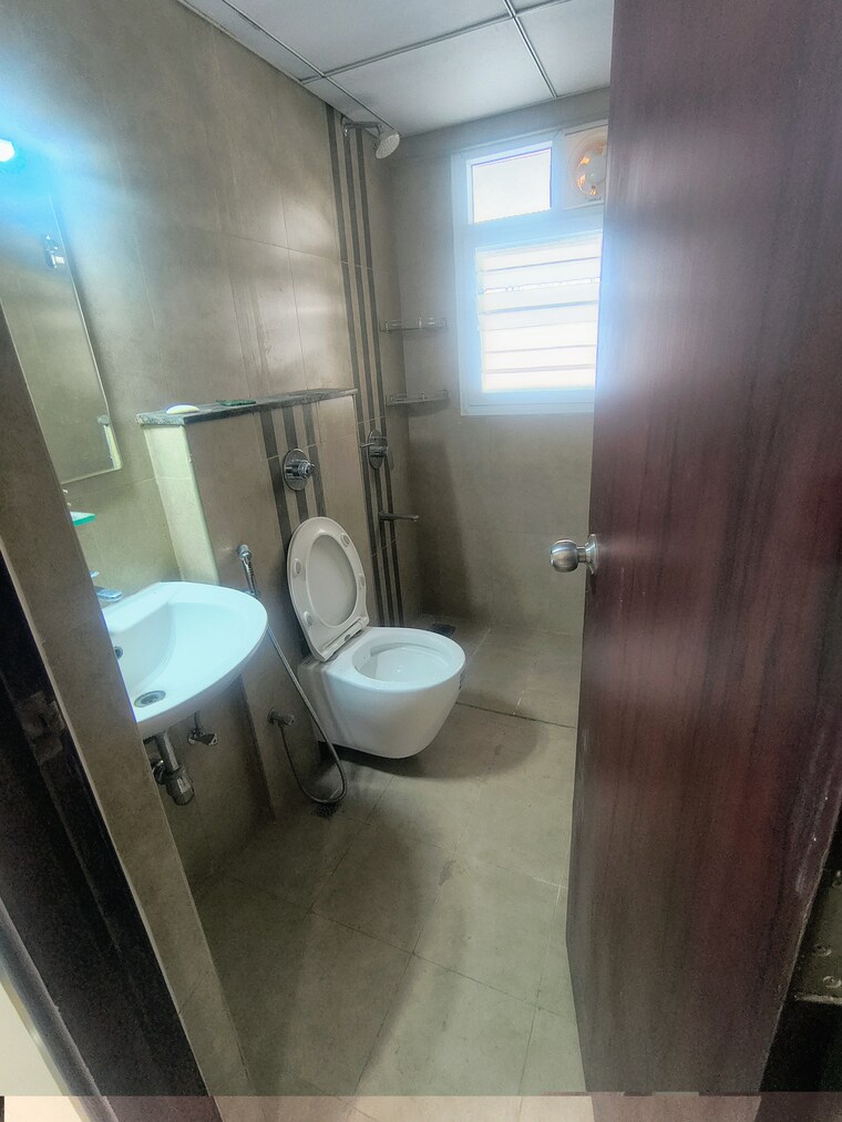 Bathroom, puravankara-silversands 2 Bedroom 900 Sq.Ft. Apartment In Mundhwa Pune 9622733