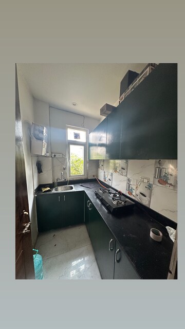 Kitchen in 1 BHK Apartment at Sushant Lok 3, Sector 57 – for Rent