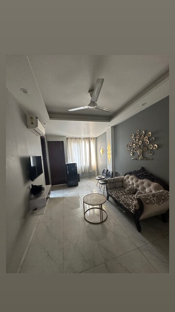 Living Room in 1 BHK Apartment at Sushant Lok 3, Sector 57 – for Rent