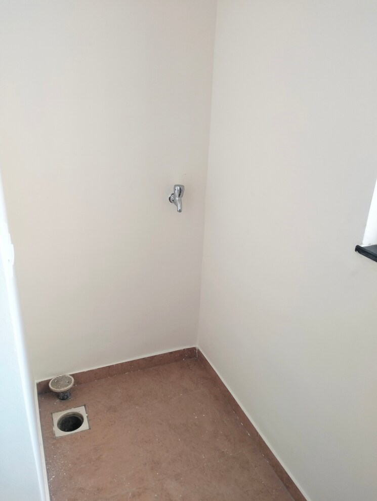 Bathroom, vtp-urban-space 3.5 Bedroom 2300 Sq.Ft. Apartment In Nibm Road Pune 9622777