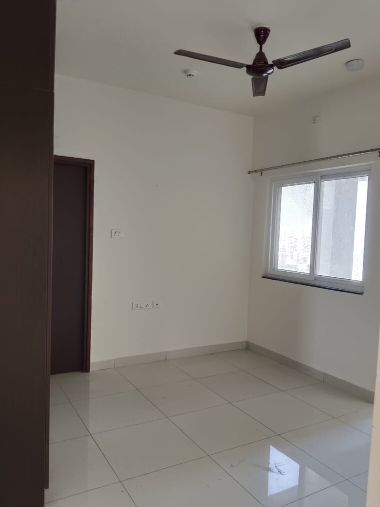 Room, puravankara-silversands 3 Bedroom 1350 Sq.Ft. Apartment In Mundhwa Pune 9622788