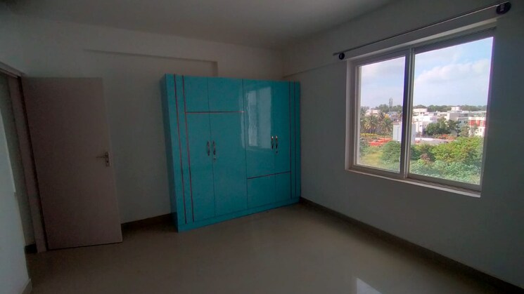 Room, hebbal 2 Bedroom 1300 Sq.Ft. Apartment In Hebbal Bangalore 9622794