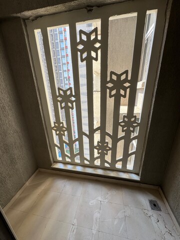 Building Lobby in 2.5 BHK Apartment at Lodha Codename Premier, Dombivli East – for Sale