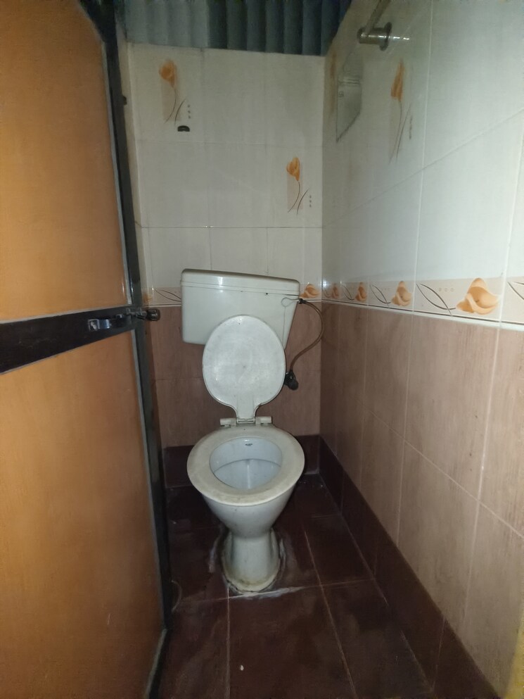 Bathroom, malhar-chs-vasant-nagari 2 Bedroom 780 Sq.Ft. Apartment In Vasant Nagari Palghar 9622797