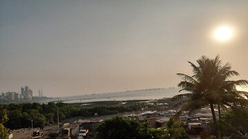 2 BHK Apartment – Exterior View View at Bandra West - for Rent