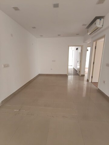 Room in 3 BHK Apartment at Emaar Imperial Gardens, Sector 102 – for Sale