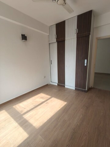 Room in 3 BHK Apartment at Emaar Imperial Gardens, Sector 102 – for Sale