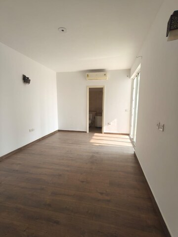 Room in 3 BHK Apartment at Emaar Imperial Gardens, Sector 102 – for Sale