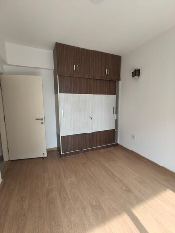 Room in 3 BHK Apartment at Emaar Imperial Gardens, Sector 102 – for Sale