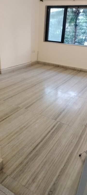 Bedroom in 2 BHK Apartment at Indra Darshan Apartment, Andheri West – for Rent