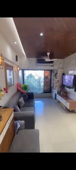 2 BHK 700 Sq.Ft. Builder Floor in Kanakia Road