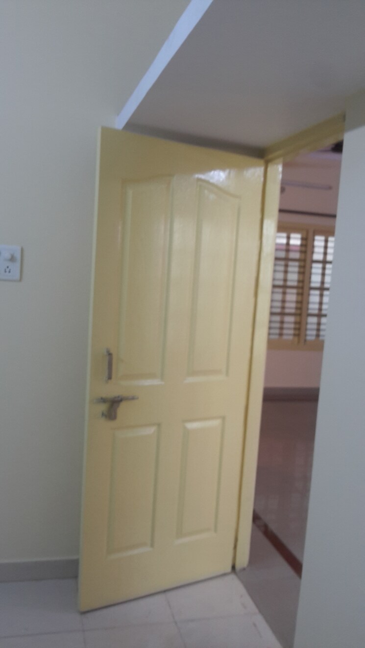 Room, ganga nagar 2 Bedroom 767 Sq.Ft. Independent House In Ganga Nagar Bangalore 9622818