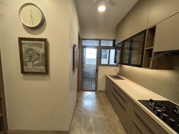 Building Lobby in 3 BHK Apartment at Peninsula Chambers, Lower Parel – for Sale