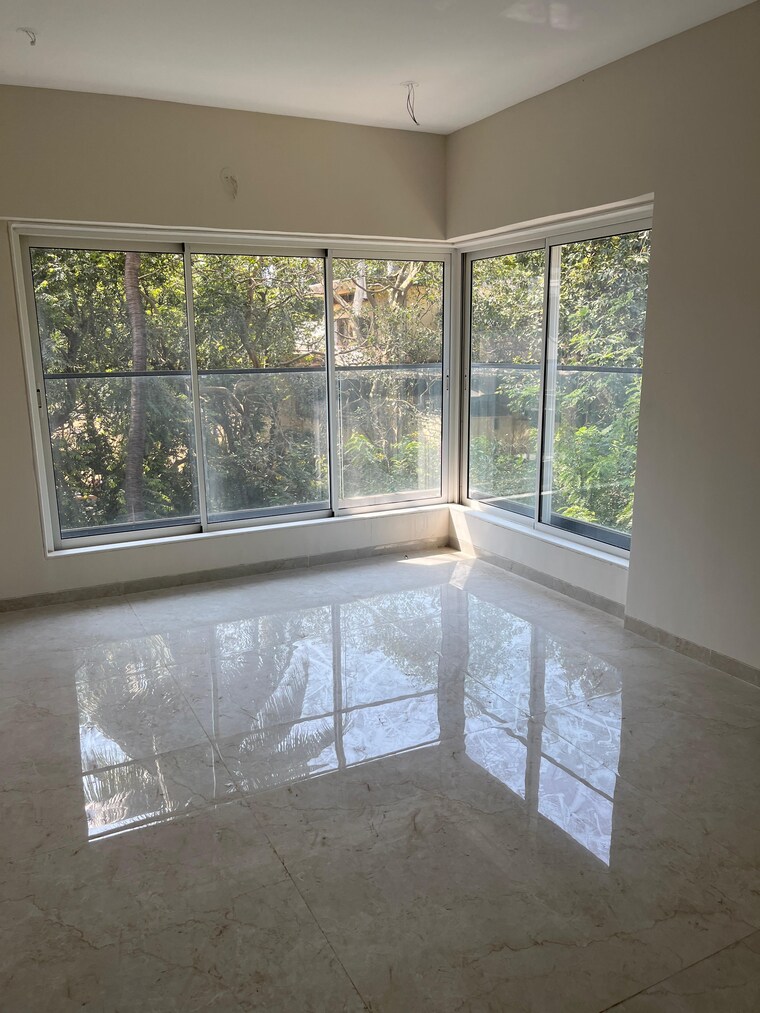 Balcony, sugee-saraswati-niwas 3 Bedroom 1150 Sq.Ft. Apartment In Dadar West Mumbai 9622838