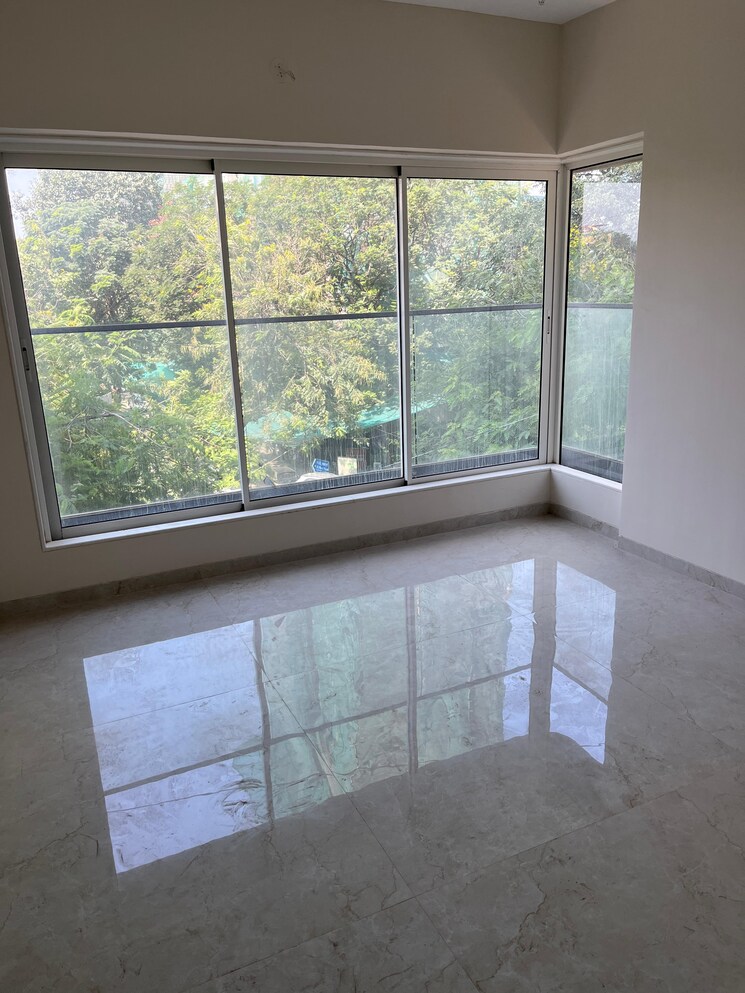 Room, sugee-saraswati-niwas 3 Bedroom 1150 Sq.Ft. Apartment In Dadar West Mumbai 9622838