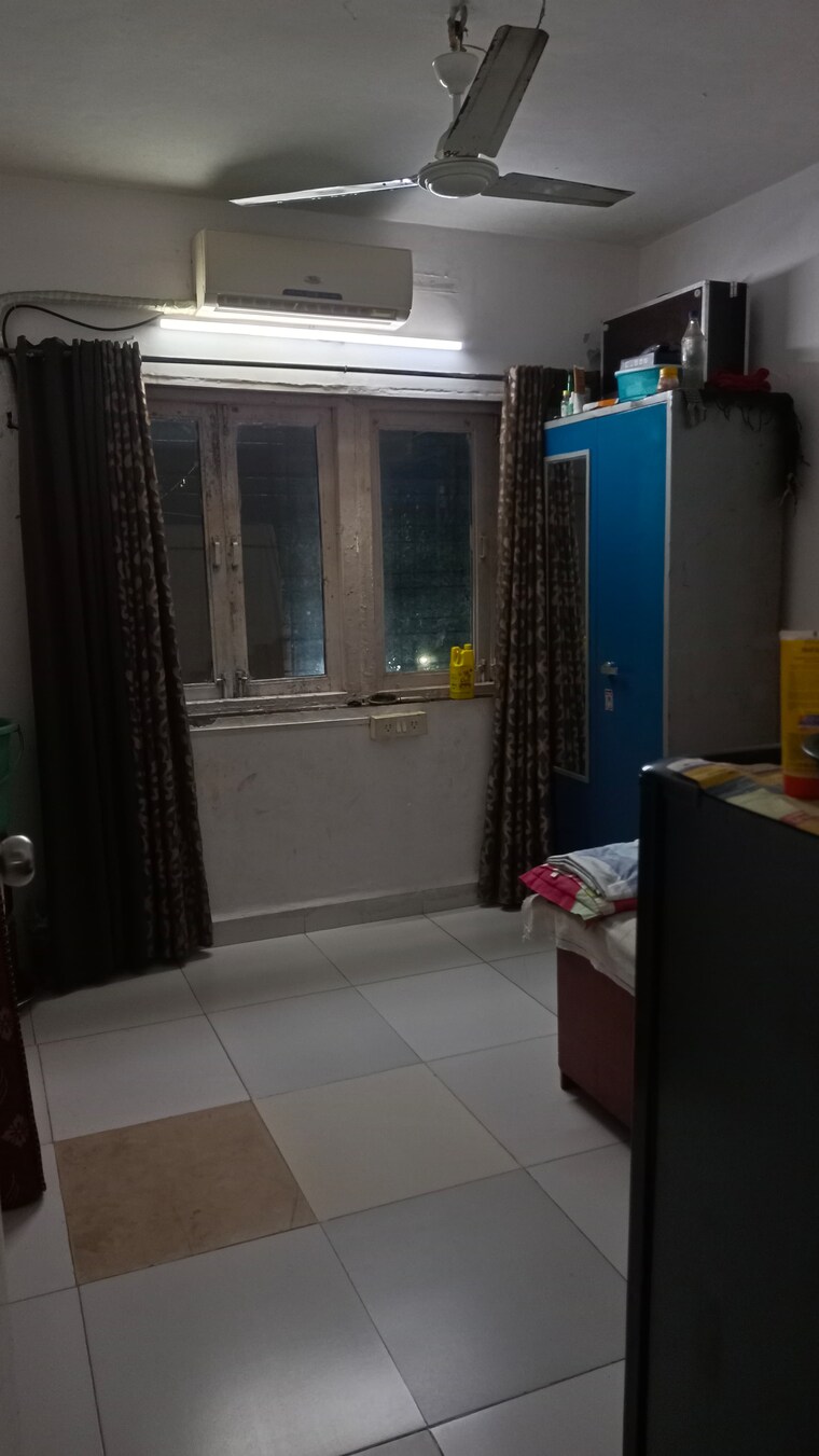 Room, andheri west Pg For Boys & Girls In Andheri West 9622848