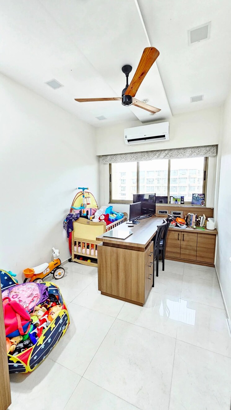 Living Room, andheri east 2.5 Bedroom 880 Sq.Ft. Apartment In Andheri East Mumbai 9622852