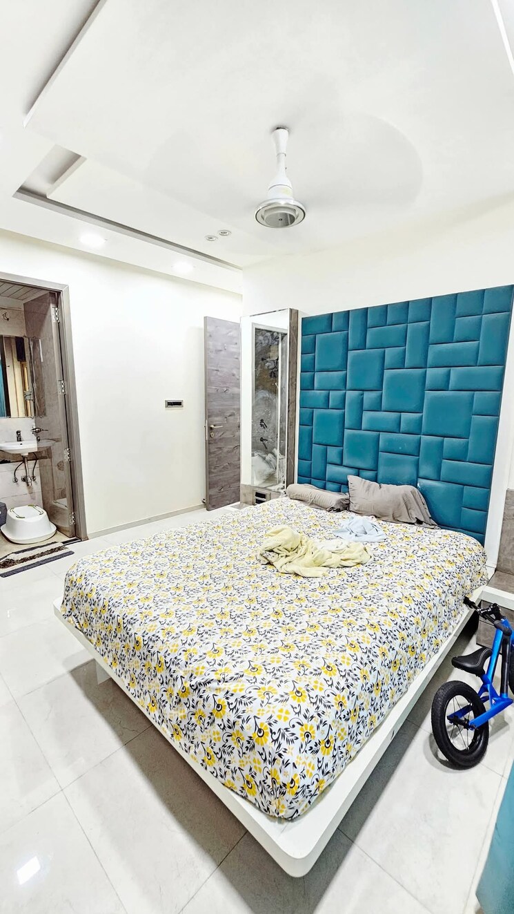 Bedroom, andheri east 2.5 Bedroom 880 Sq.Ft. Apartment In Andheri East Mumbai 9622852