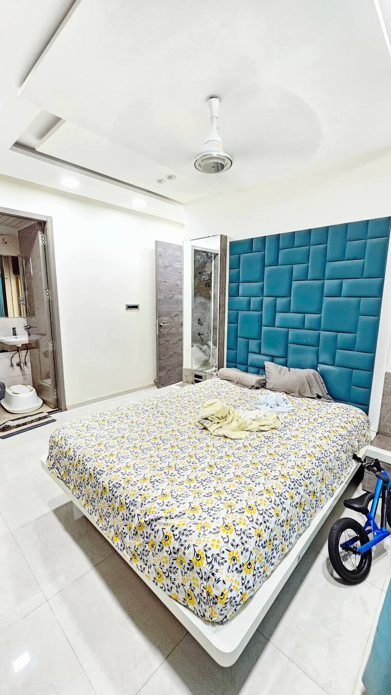 Bedroom, andheri east 2.5 Bedroom 880 Sq.Ft. Apartment In Andheri East Mumbai 9622852