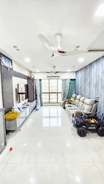 2.5 BHK Flat for Sale in Andheri East, Mumbai