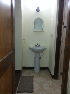 Bathroom in 2 BHK Independent House at Ganga Nagar – for Rent