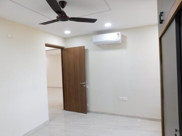 Room in 3.5 BHK Apartment at Prestige High Fields, Gachibowli – for Rent