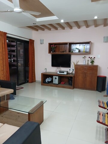3 BHK Apartment For Rent in Kapil Malhar Apartment, Baner