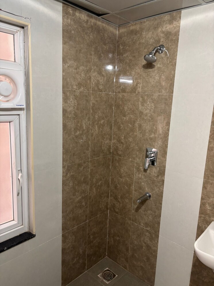 Bathroom, smr-vinay-iconia-hyderabad 3 Bedroom 1775 Sq.Ft. Apartment In Kondapur Hyderabad 9622887