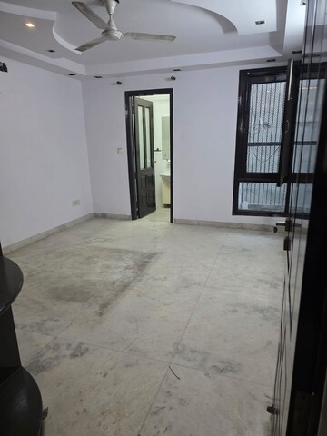 Master Bedroom in 3 BHK Builder Floor at Chitra Vihar – for Rent