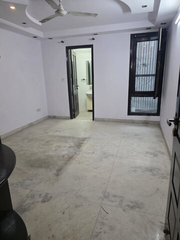 Master Bedroom in 3 BHK Builder Floor at Chitra Vihar – for Rent