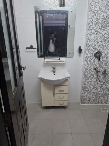 Bathroom in 3 BHK Builder Floor at Chitra Vihar – for Rent