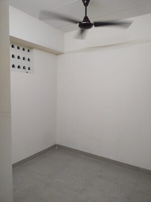 Room in 1 BHK Apartment at Piramal Mahada, Lower Parel – for Rent