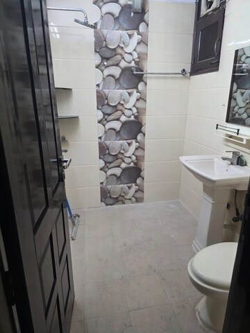 Bathroom in 3 BHK Builder Floor at Chitra Vihar – for Rent