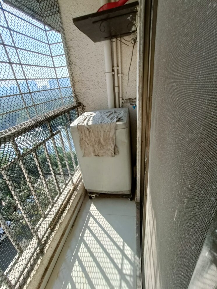 Balcony, om-prabhu-manohar-chs 2 Bedroom 1120 Sq.Ft. Apartment In Seawoods Sector 50 Navi Mumbai 9622909