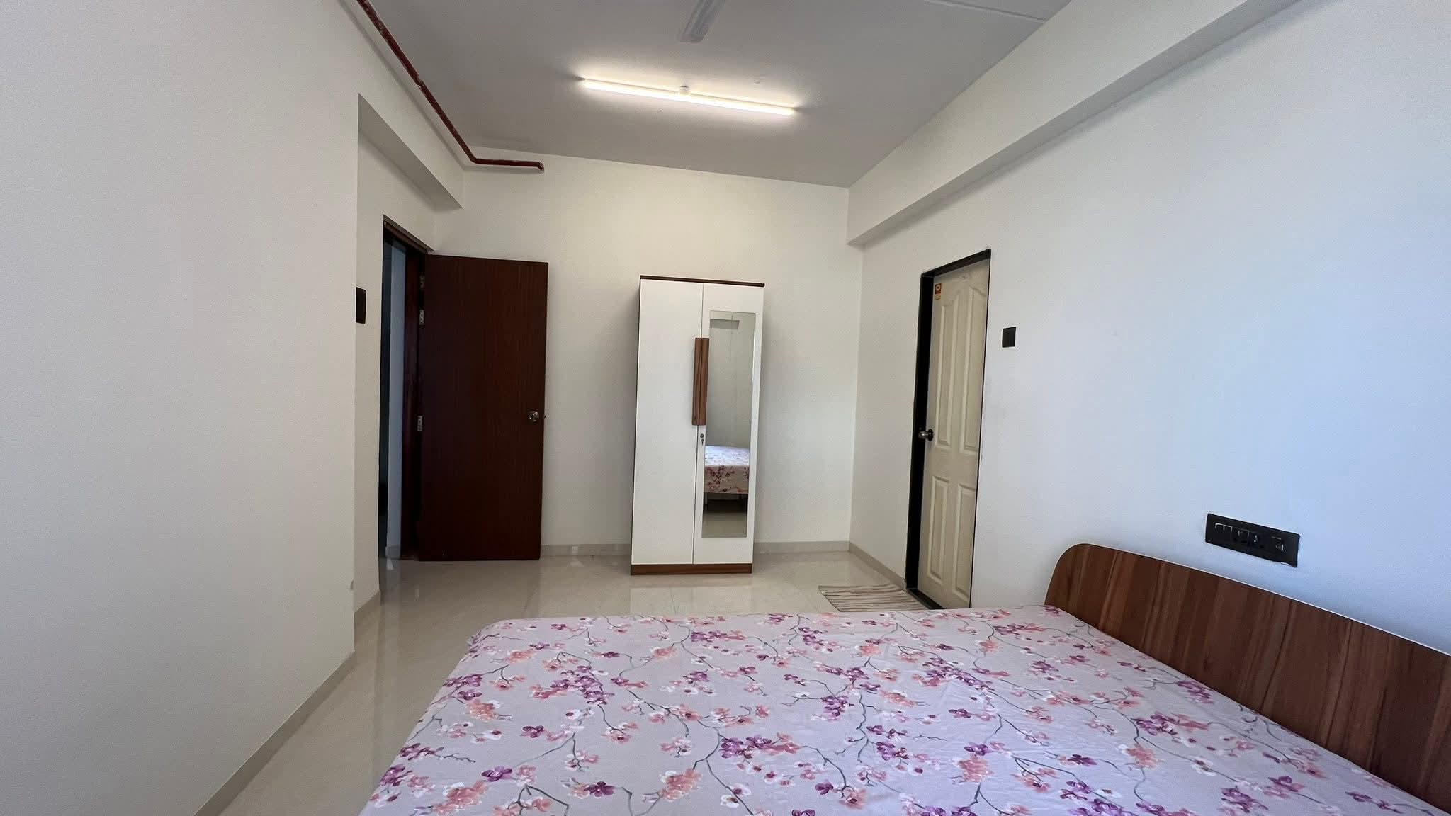 Pg For Rent in Malad West