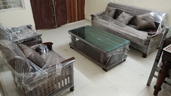 2 BHK Builder Floor for Sale in Lajpat Nagar I, Delhi