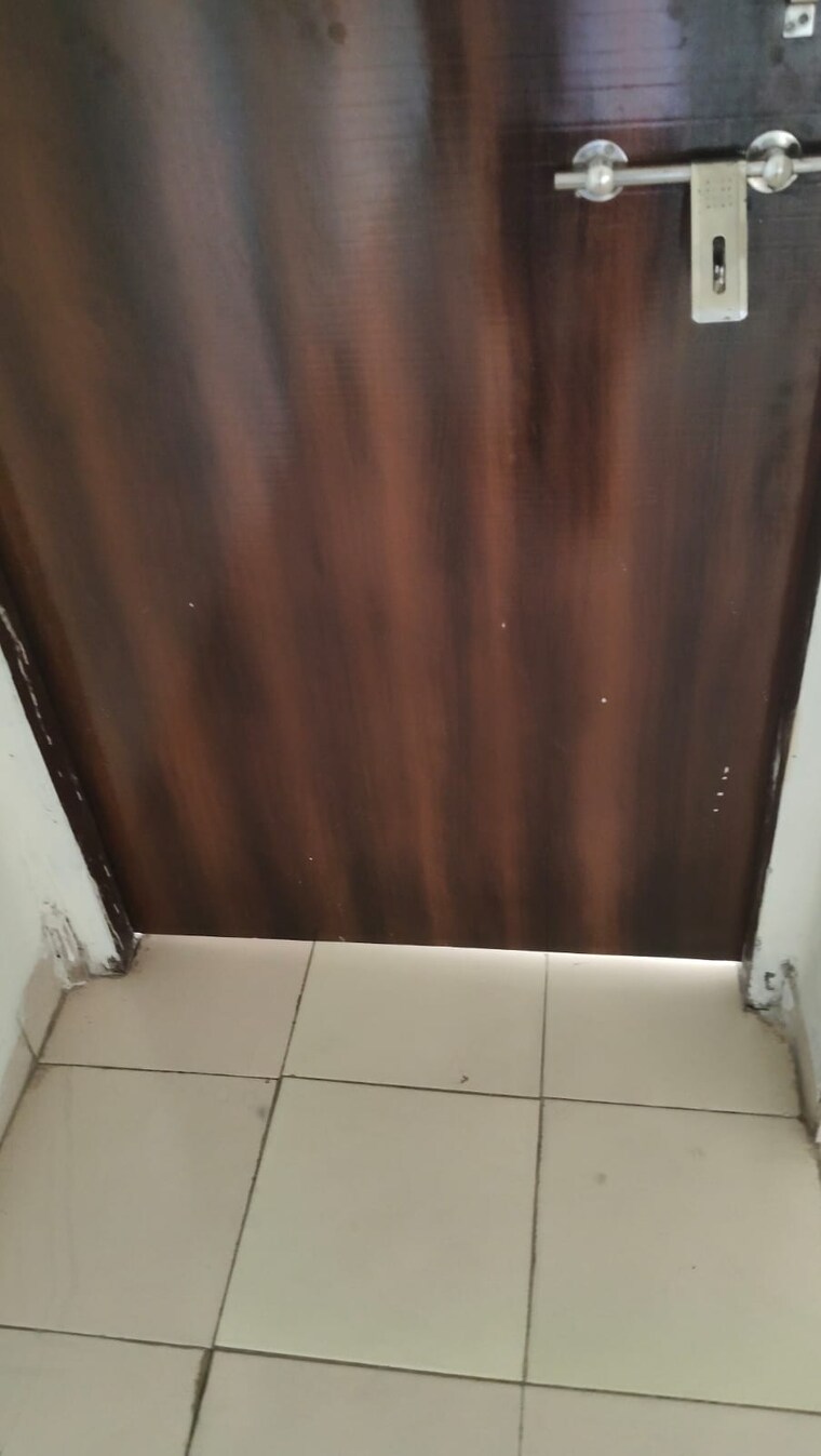 Other, amardeep-chs-tilak-nagar 1.5 Bedroom 450 Sq.Ft. Apartment In Tilak Nagar Mumbai 9622926