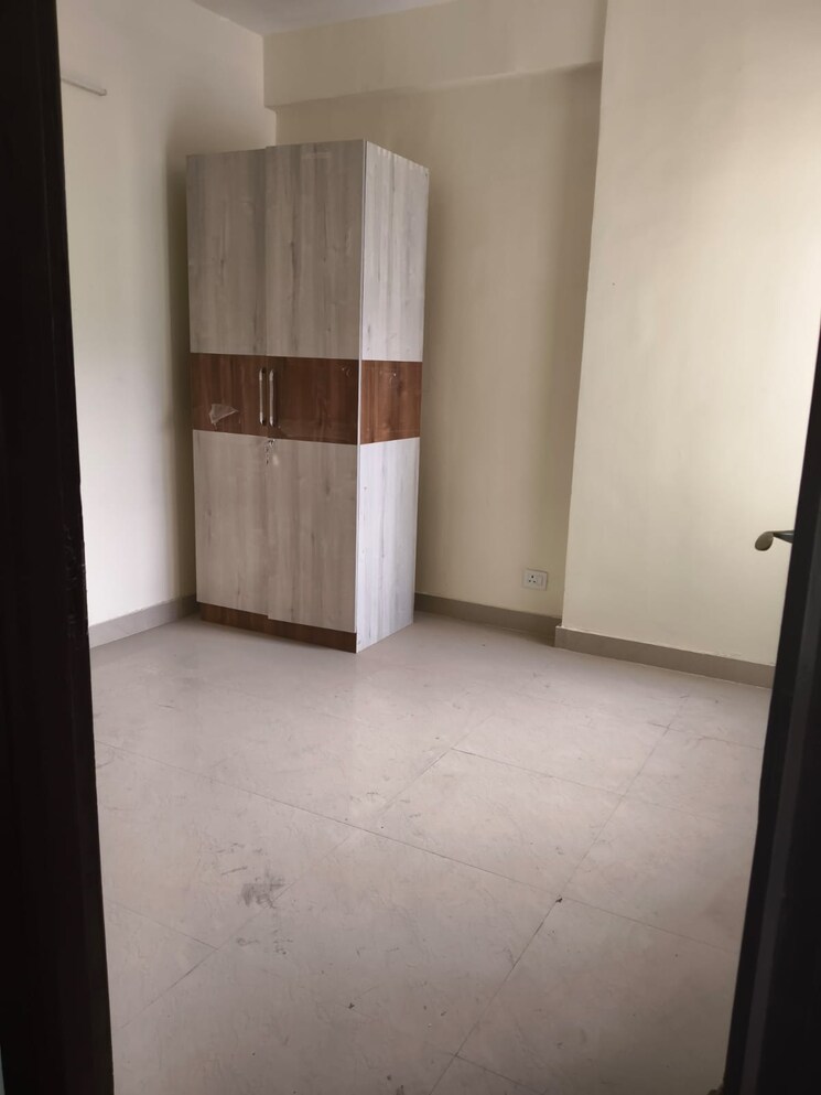 Room, amrapali-dream-valley 2 Bedroom 850 Sq.Ft. Apartment In Tech Zone 4 Greater Noida Greater Noida 9622928