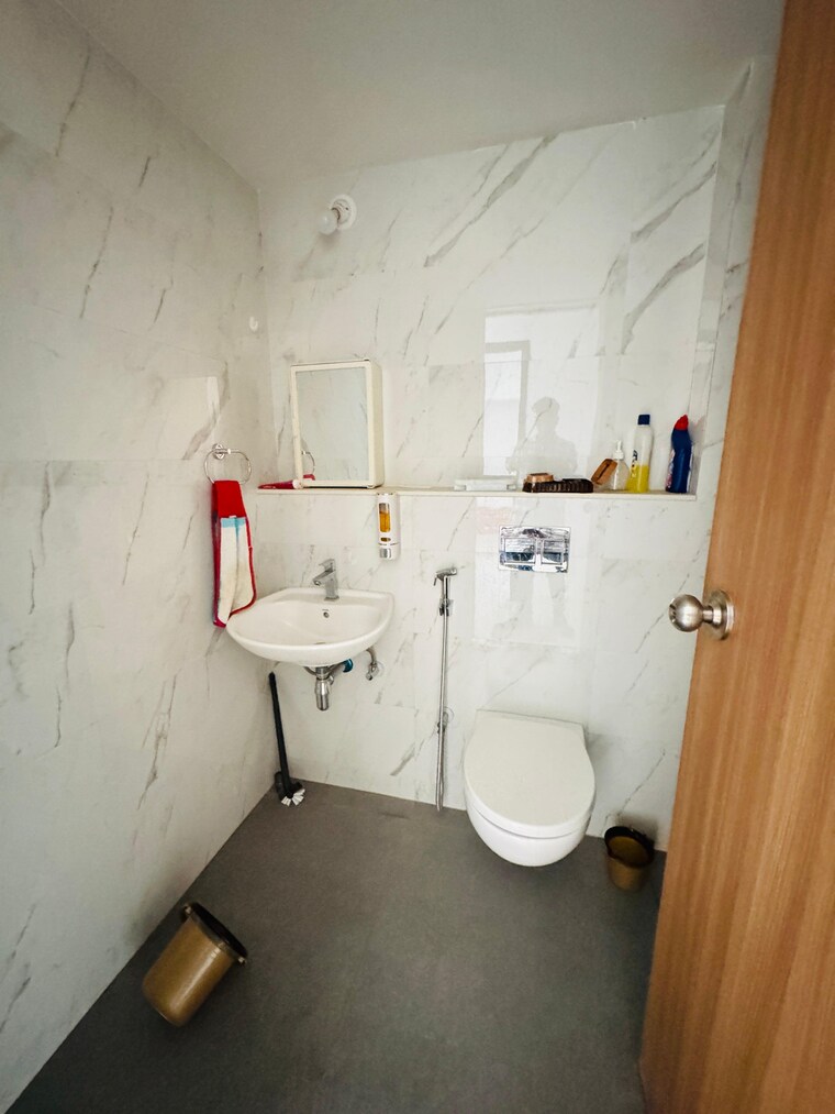 Bathroom, lodha-codename-premier 2 Bedroom 572 Sq.Ft. Apartment In Dombivli East Thane 9622943