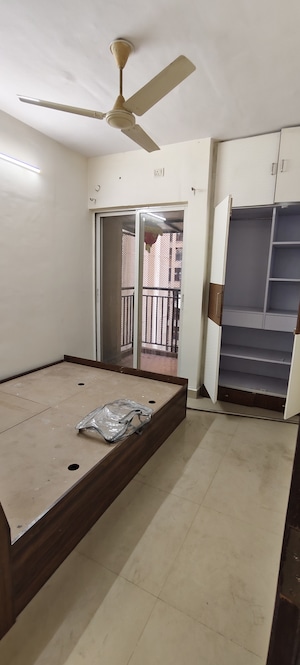 Bedroom in 2 BHK Apartment at DB Orchid Ozone, Dahisar East – for Sale