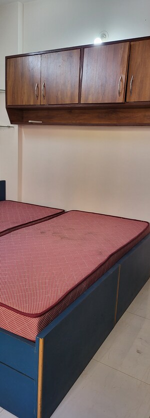 Furnished Amenities in 3 BHK Apartment at Amli Ind Estate – for Sale