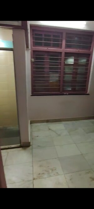 Room in 1 BHK Apartment at Ghatkopar West – for Rent