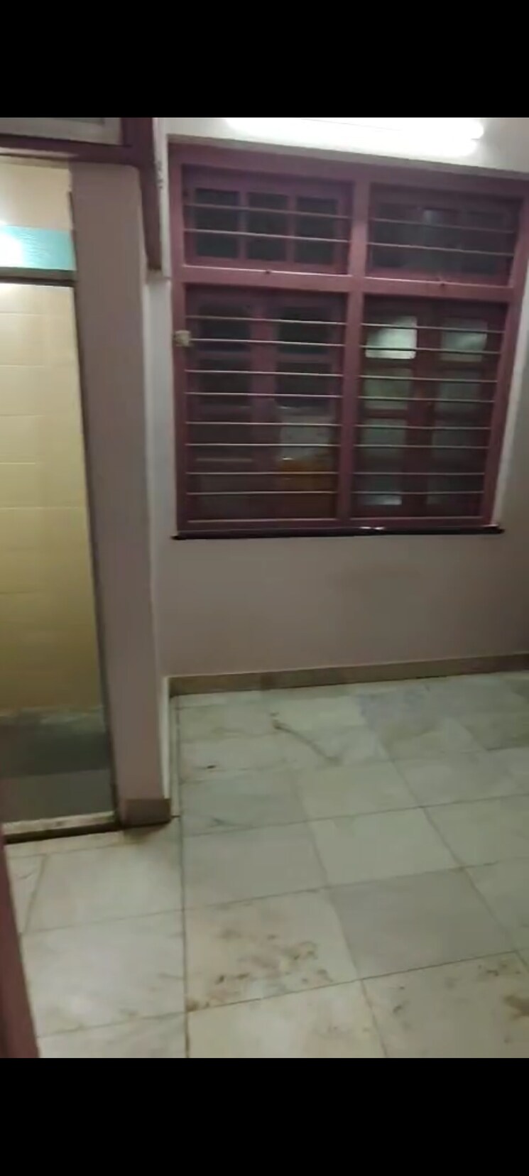 Room, ghatkopar west 1 Bedroom 400 Sq.Ft. Apartment In Ghatkopar West Mumbai 9622960