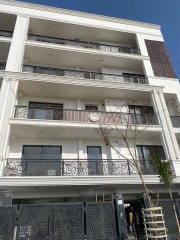 4 BHK Builder Floor For Sale in Adani Samsara Vilasa, Sector 63