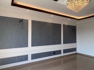 Room in 4 BHK Builder Floor at Adani Samsara Vilasa, Sector 63 – for Sale