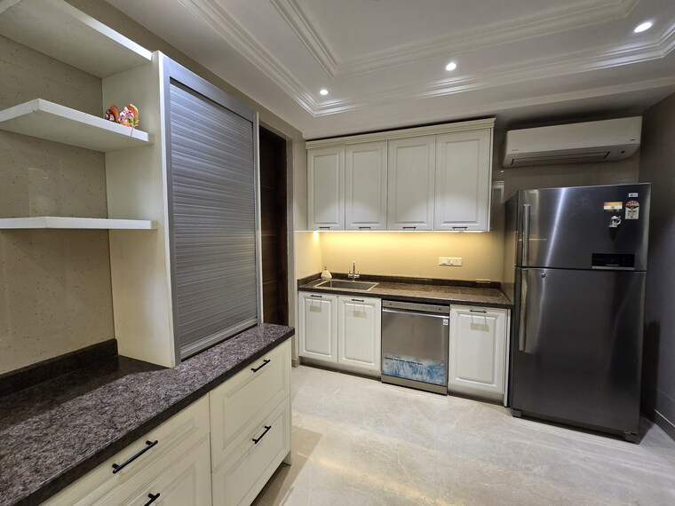 Kitchen, safdarjung enclave 4 Bedroom 4500 Sq.Ft. Apartment In Safdarjung Enclave Delhi 9622984