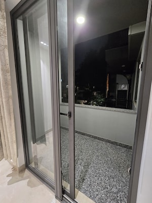 Balcony in 4 BHK Apartment at Safdarjung Enclave – for Rent