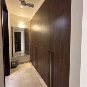 Room in 4 BHK Builder Floor at Green Park Extension – for Rent